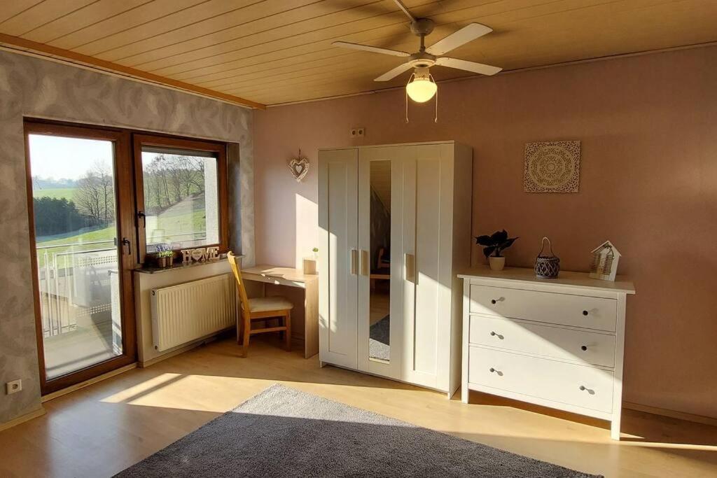 Grosse Tolle 4 Zimmer Ferienwohnung Im Herzen Des Odenwaldes Mörlenbach Zewnętrze zdjęcie