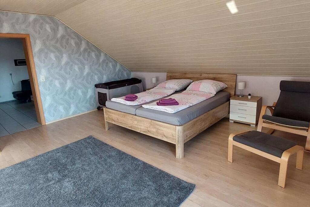 Grosse Tolle 4 Zimmer Ferienwohnung Im Herzen Des Odenwaldes Mörlenbach Zewnętrze zdjęcie